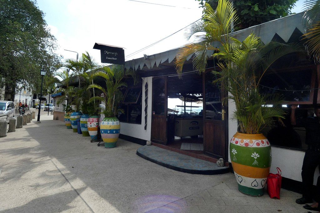 Mercury’s Bar